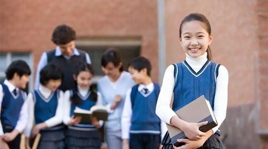 8歲小女孩,不到1年英語超過初中生。方法比努力更重要!