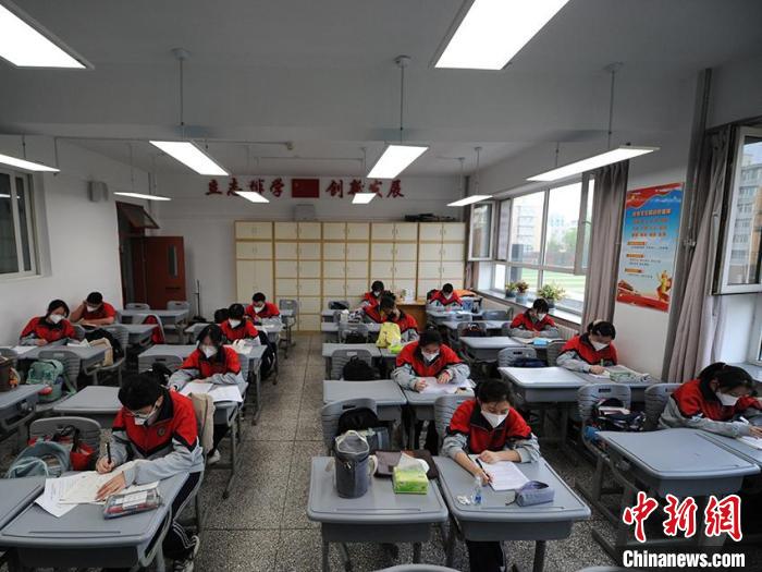 長春高三復課：學校防疫嚴 學生信心足